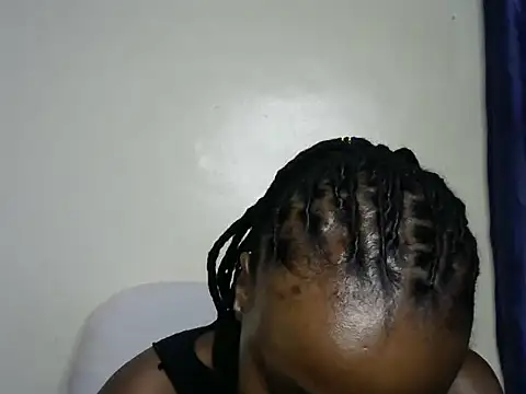 Snapshot of Rasta_tattooed chatting on October 2025 03:34:02 AM Rasta tattooed online show from October 2025 03:34:02 AM