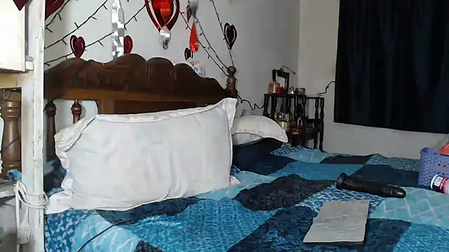 Vivianmature online show from December 2024 11:32:01 PM