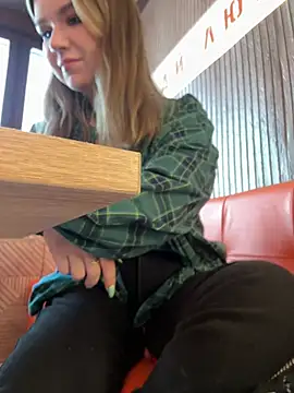 PumaShyXD online show from December 2024 11:13:01 AM