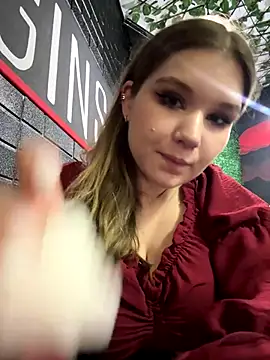 PumaShyXD online show from October 2025 10:10:01 AM