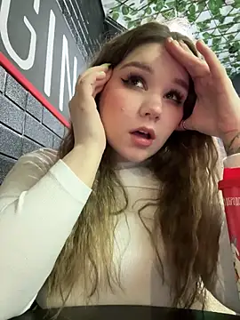 PumaShyXD online show from April 2026 10:23:01 AM