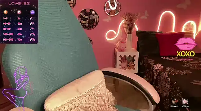 Snapshot of Kanika_9_ chatting on February 2025 03:51:02 PM Kanika 9 online show from February 2025 03:51:02 PM