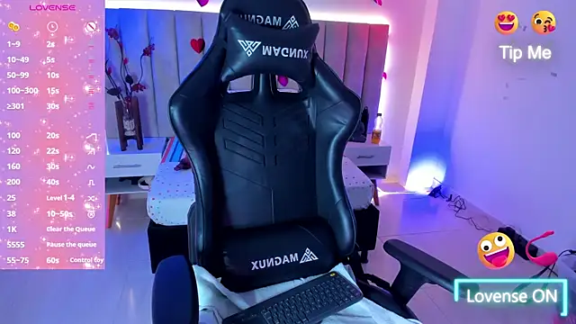 LiaaGenner online show from February 2025 07:26:01 PM