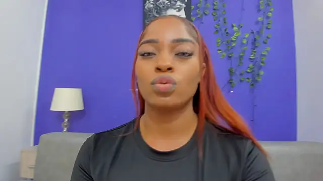 ShantalGomes online show from October 2025 05:10:02 PM