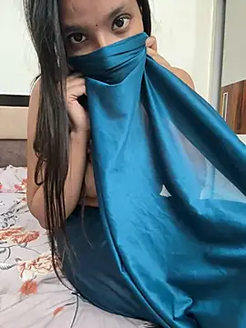 Snapshot of AASHI66 chatting on February 2025 09:20:02 PM AASHI66 online show from February 2025 09:20:02 PM