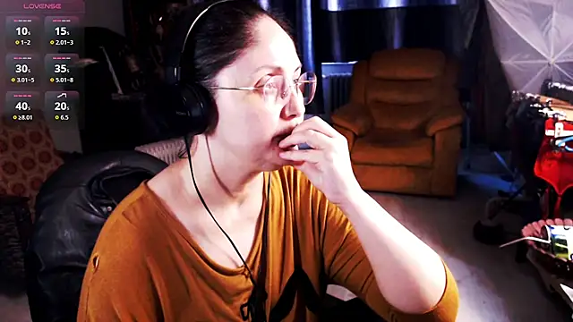 Snapshot of Imperatriza chatting on October 2025 01:57:02 PM Imperatriza online show from October 2025 01:57:02 PM