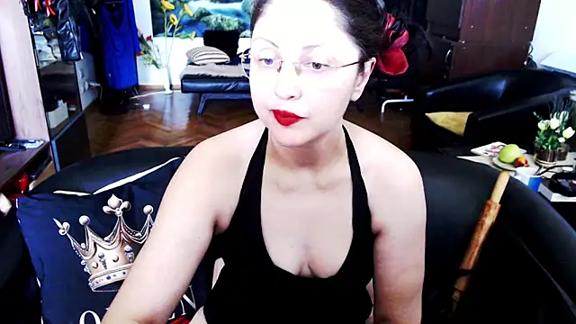 Snapshot of Imperatriza chatting on June 2026 07:43:01 AM Imperatriza online show from June 2026 07:43:01 AM