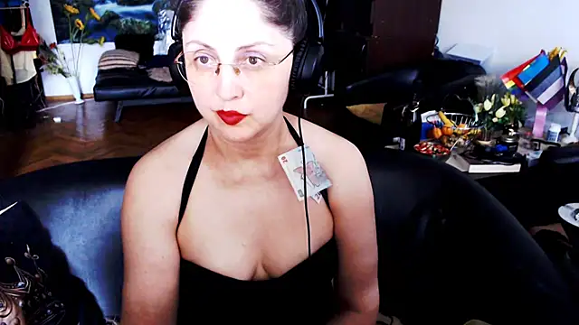 Snapshot of Imperatriza chatting on July 2026 03:49:02 PM Imperatriza online show from July 2026 03:49:02 PM