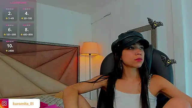 Snapshot of FaloonRoussel chatting on March 2025 06:16:01 PM FaloonRoussel online show from March 2025 06:16:01 PM