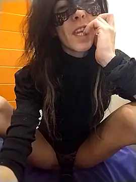 EmySkinny85 online show from January 2025 09:11:02 PM