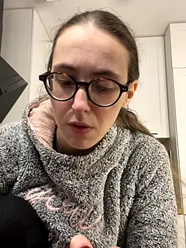 MartiniiSelenna online show from October 2025 05:37:01 AM