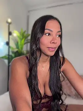Snapshot of Ashpurple chatting on May 2026 11:33:02 PM Ashpurple online show from May 2026 11:33:02 PM