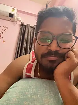 Snapshot of Yours_Teluguboii chatting on October 2025 05:56:01 PM Yours Teluguboii online show from October 2025 05:56:01 PM