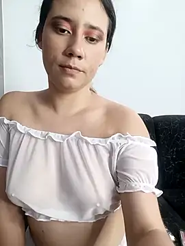 lovely kitt online show from February 2025 10:00:01 PM