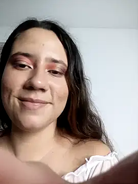 lovely kitt online show from February 2025 01:04:01 AM