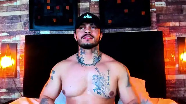 Snapshot of Van_Velckan chatting on December 2024 08:19:02 AM Van Velckan online show from December 2024 08:19:02 AM