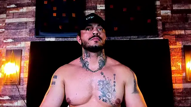 Snapshot of Van_Velckan chatting on December 2024 12:06:02 PM Van Velckan online show from December 2024 12:06:02 PM