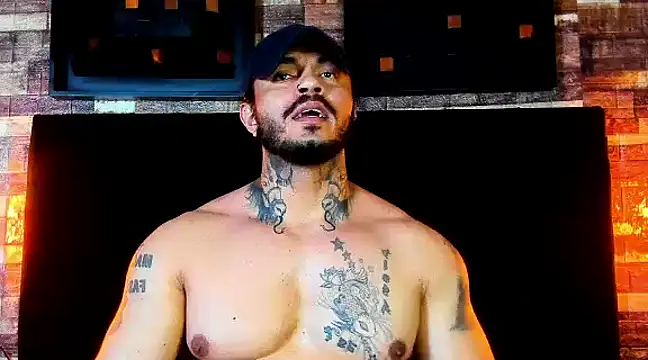 Snapshot of Van_Velckan chatting on December 2024 05:03:01 AM Van Velckan online show from December 2024 05:03:01 AM