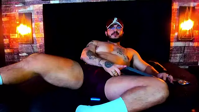 Snapshot of Van_Velckan chatting on January 2025 06:54:01 AM Van Velckan online show from January 2025 06:54:01 AM