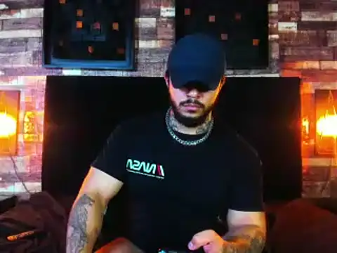 Snapshot of Van_Velckan chatting on February 2025 08:11:02 AM Van Velckan online show from February 2025 08:11:02 AM