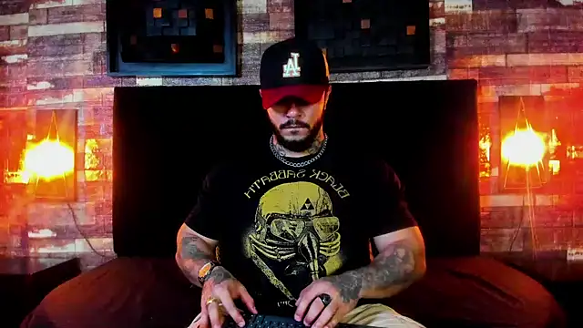 Snapshot of Van_Velckan chatting on February 2025 02:56:01 AM Van Velckan online show from February 2025 02:56:01 AM