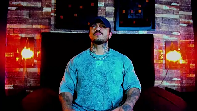 Snapshot of Van_Velckan chatting on February 2025 04:38:02 AM Van Velckan online show from February 2025 04:38:02 AM