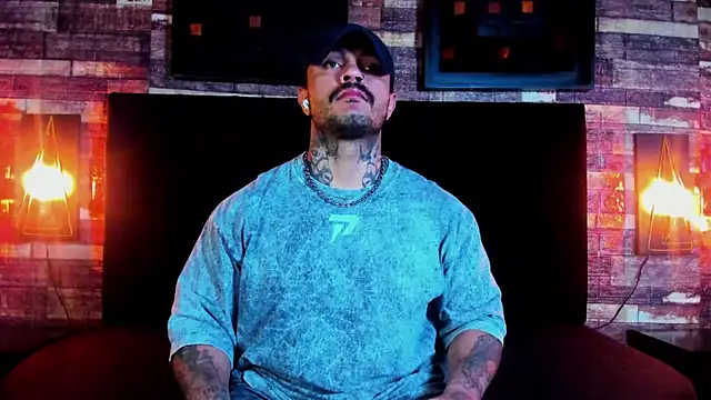 Snapshot of Van_Velckan chatting on March 2025 04:54:02 AM Van Velckan online show from March 2025 04:54:02 AM