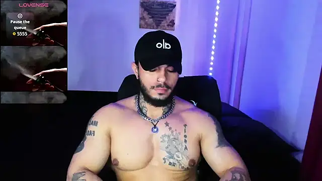 Snapshot of Van_Velckan chatting on October 2025 10:11:02 PM Van Velckan online show from October 2025 10:11:02 PM