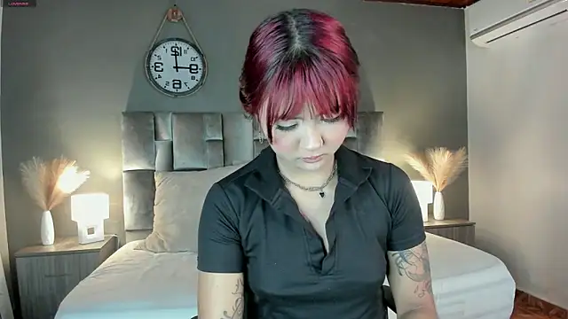 Snapshot of alaia-rogers chatting on February 2025 11:34:02 AM alaia-rogers online show from February 2025 11:34:02 AM