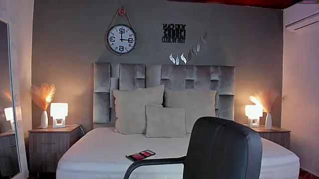 Snapshot of alaia-rogers chatting on March 2025 12:09:01 PM alaia-rogers online show from March 2025 12:09:01 PM