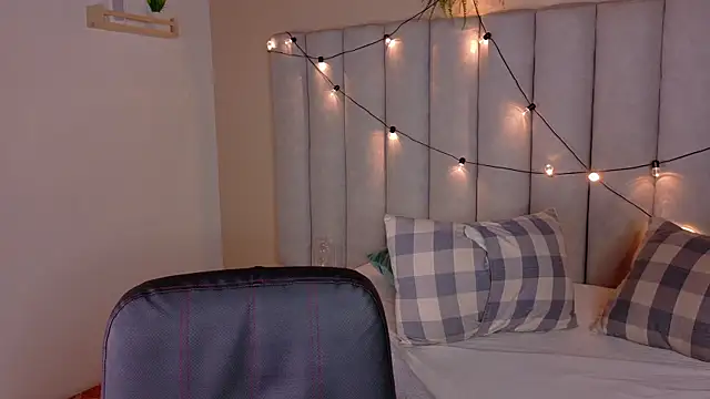 alaia-rogers online show from January 2026 11:59:02 AM