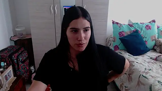 Naomi D online show from April 2026 09:15:01 PM