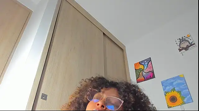 Ada gales  online show from September 2025 02:48:02 AM