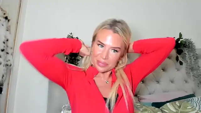 Alexia-Lee online show from October 2025 08:04:01 PM