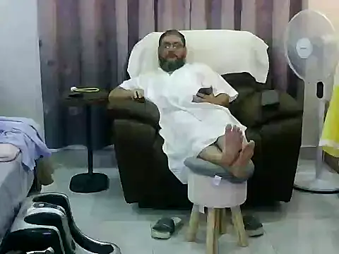 largepanny online show from March 2026 05:51:02 PM