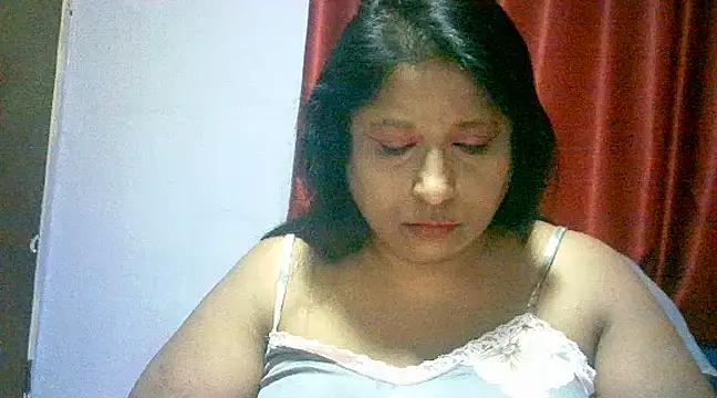 Snapshot of raniofsex02 chatting on February 2025 04:48:02 AM raniofsex02 online show from February 2025 04:48:02 AM