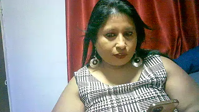 Snapshot of raniofsex02 chatting on February 2025 01:46:02 PM raniofsex02 online show from February 2025 01:46:02 PM