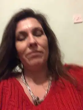 Snapshot of Lwhite1 chatting on December 2024 04:04:01 PM Lwhite1 online show from December 2024 04:04:01 PM