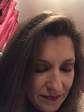 Snapshot of Lwhite1 chatting on December 2024 12:20:01 AM Lwhite1 online show from December 2024 12:20:01 AM