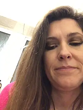 Snapshot of Lwhite1 chatting on December 2024 04:36:01 PM Lwhite1 online show from December 2024 04:36:01 PM