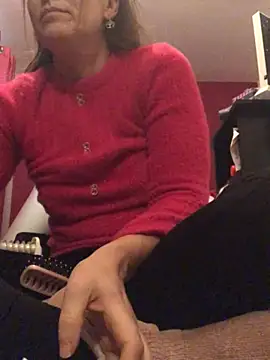 Snapshot of Lwhite1 chatting on December 2024 03:55:01 PM Lwhite1 online show from December 2024 03:55:01 PM