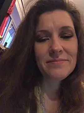 Snapshot of Lwhite1 chatting on December 2024 04:08:02 PM Lwhite1 online show from December 2024 04:08:02 PM