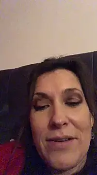 Snapshot of Lwhite1 chatting on December 2024 12:39:02 AM Lwhite1 online show from December 2024 12:39:02 AM