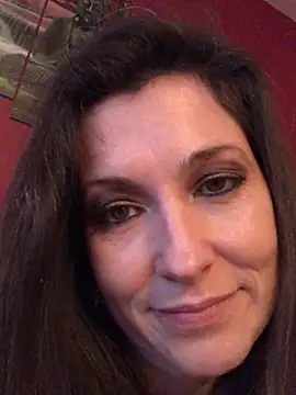 Snapshot of Lwhite1 chatting on January 2025 04:24:01 PM Lwhite1 online show from January 2025 04:24:01 PM