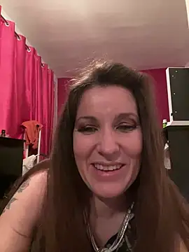 Snapshot of Lwhite1 chatting on January 2025 11:44:01 PM Lwhite1 online show from January 2025 11:44:01 PM