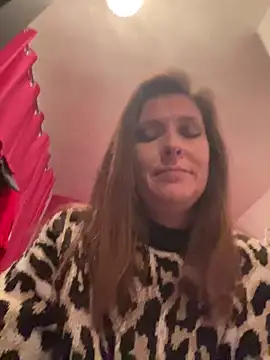 Snapshot of Lwhite1 chatting on January 2025 05:56:01 PM Lwhite1 online show from January 2025 05:56:01 PM