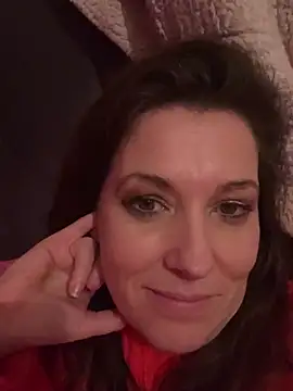 Snapshot of Lwhite1 chatting on January 2025 12:35:01 AM Lwhite1 online show from January 2025 12:35:01 AM