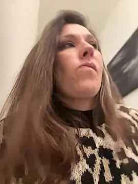 Snapshot of Lwhite1 chatting on January 2025 12:50:01 AM Lwhite1 online show from January 2025 12:50:01 AM