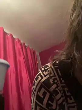 Snapshot of Lwhite1 chatting on February 2025 12:17:01 AM Lwhite1 online show from February 2025 12:17:01 AM