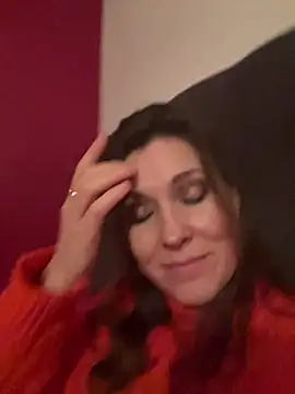 Snapshot of Lwhite1 chatting on February 2025 11:51:02 PM Lwhite1 online show from February 2025 11:51:02 PM